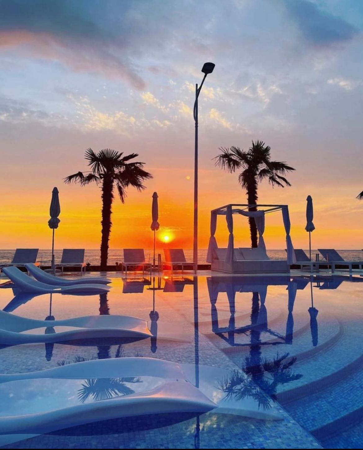 Cемейный Номер С Балконом На 4 Чел Dreamland Oasis Chakvi Dış mekan fotoğraf