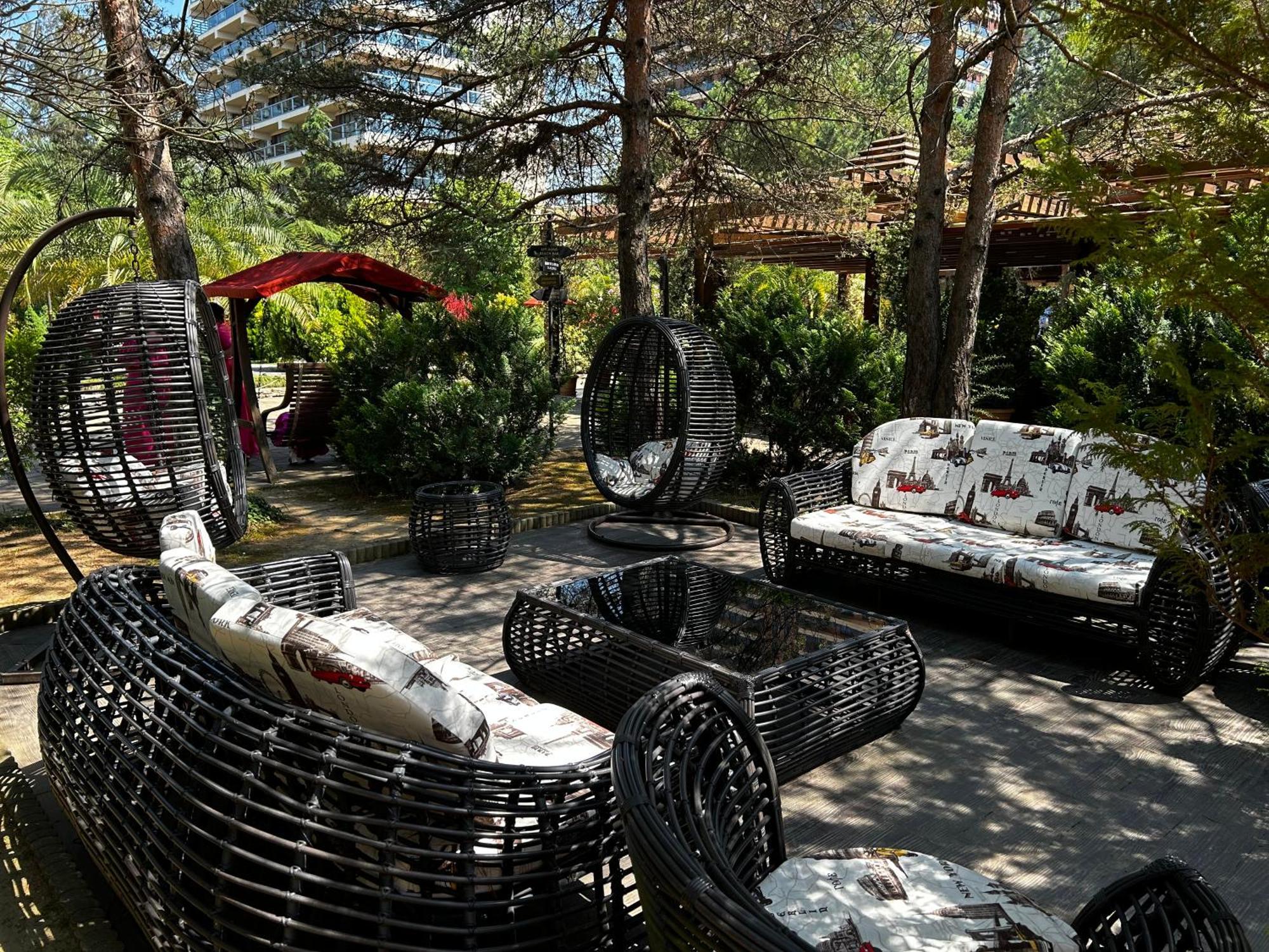 Cемейный Номер С Балконом На 4 Чел Dreamland Oasis Chakvi Dış mekan fotoğraf