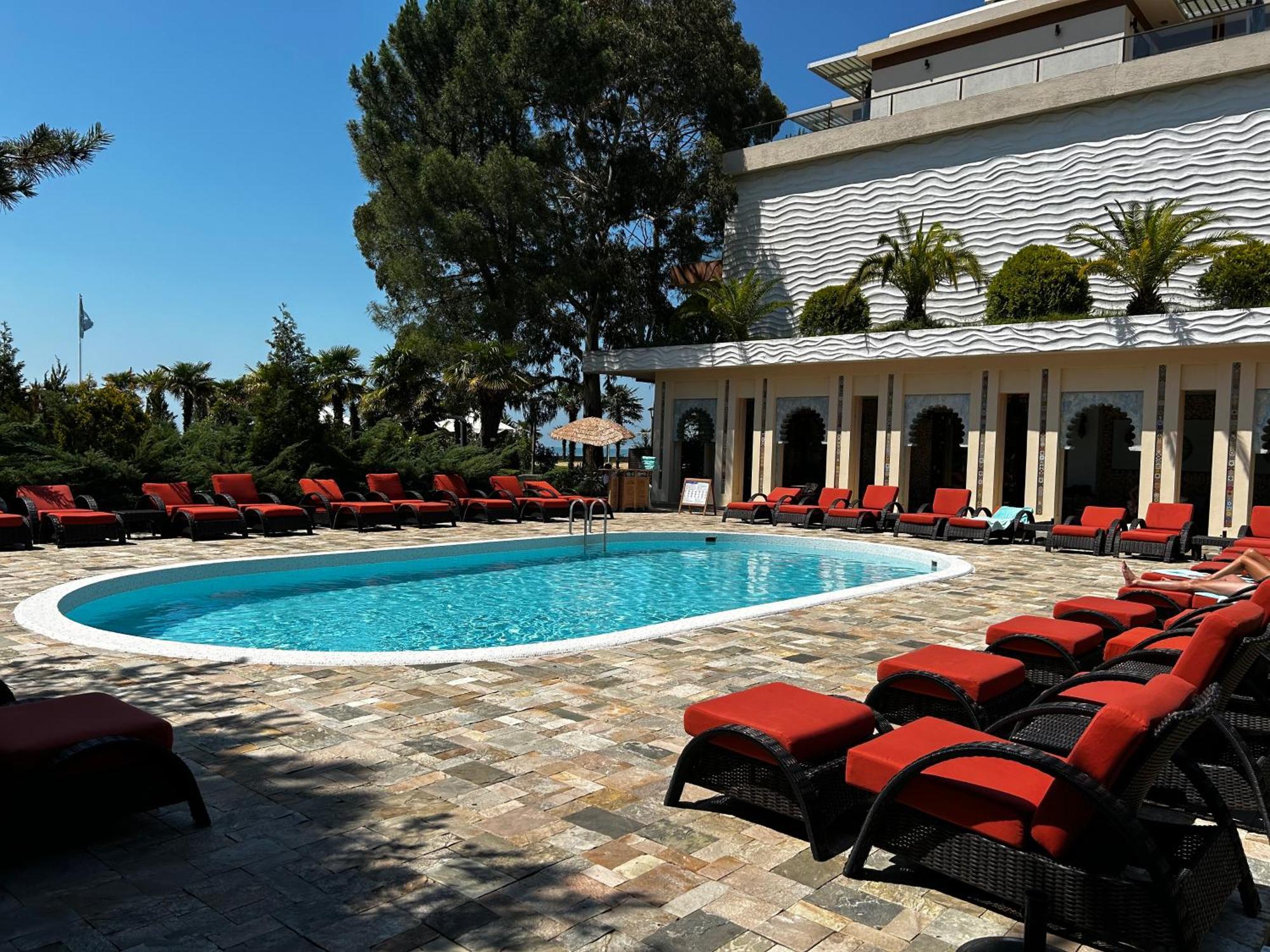 Cемейный Номер С Балконом На 4 Чел Dreamland Oasis Chakvi Dış mekan fotoğraf